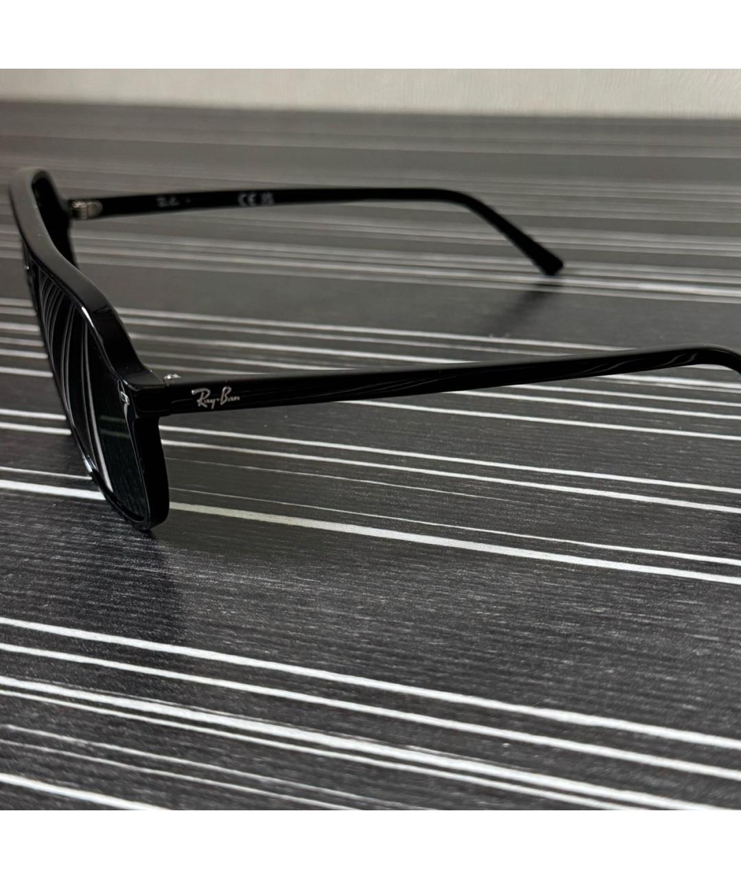 RAY BAN Черные пластиковые солнцезащитные очки, фото 2