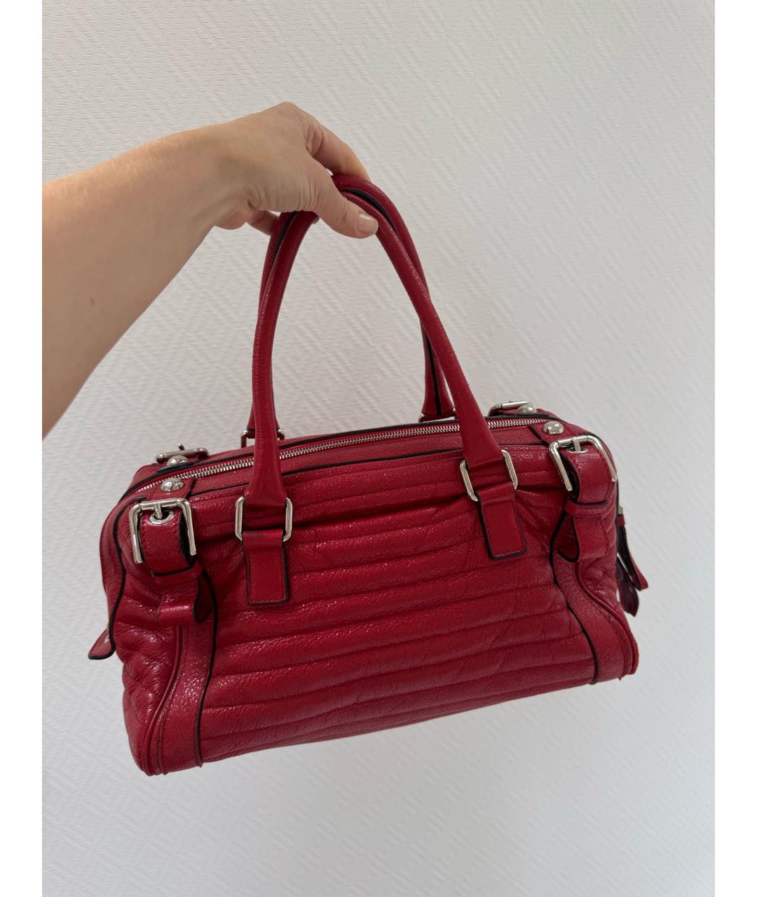 DOLCE&GABBANA Красная кожаная сумка с короткими ручками, фото 2