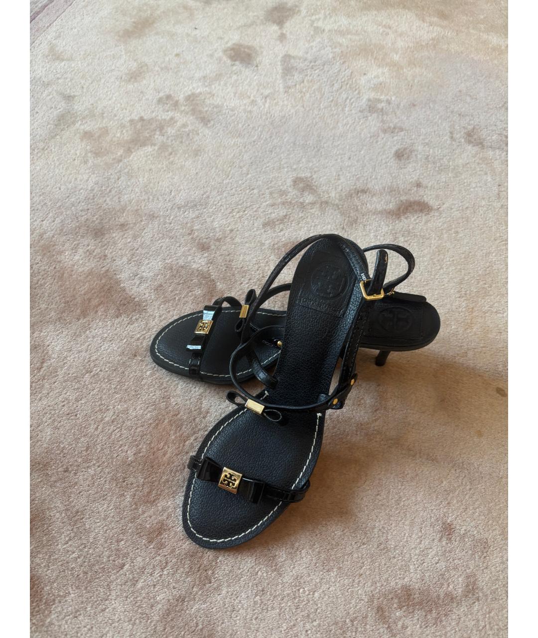 TORY BURCH Черные кожаные босоножки, фото 3
