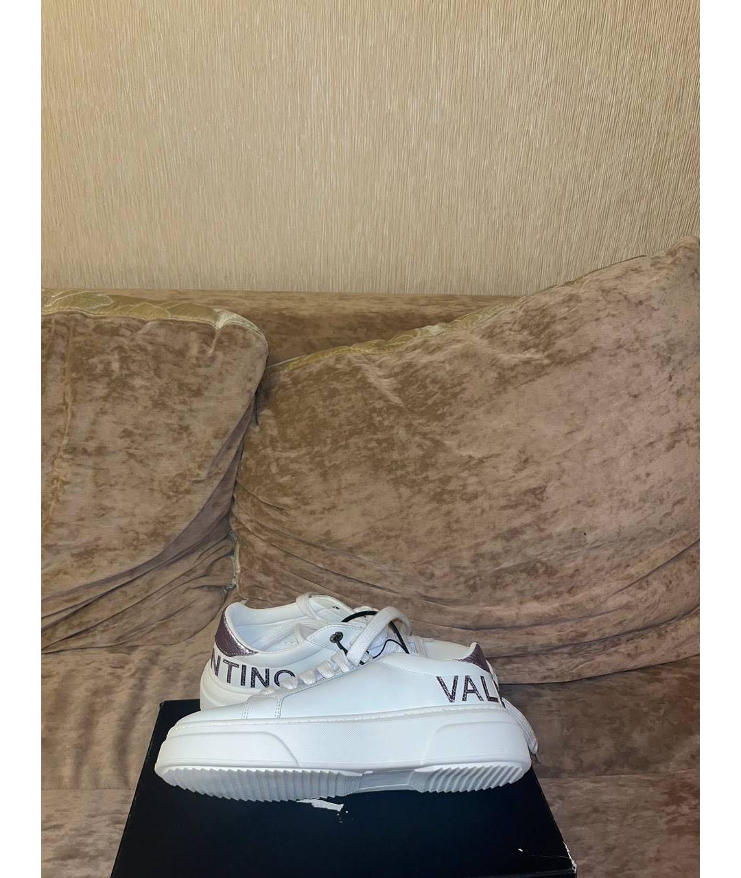VALENTINO Белые кожаные кроссовки, фото 4