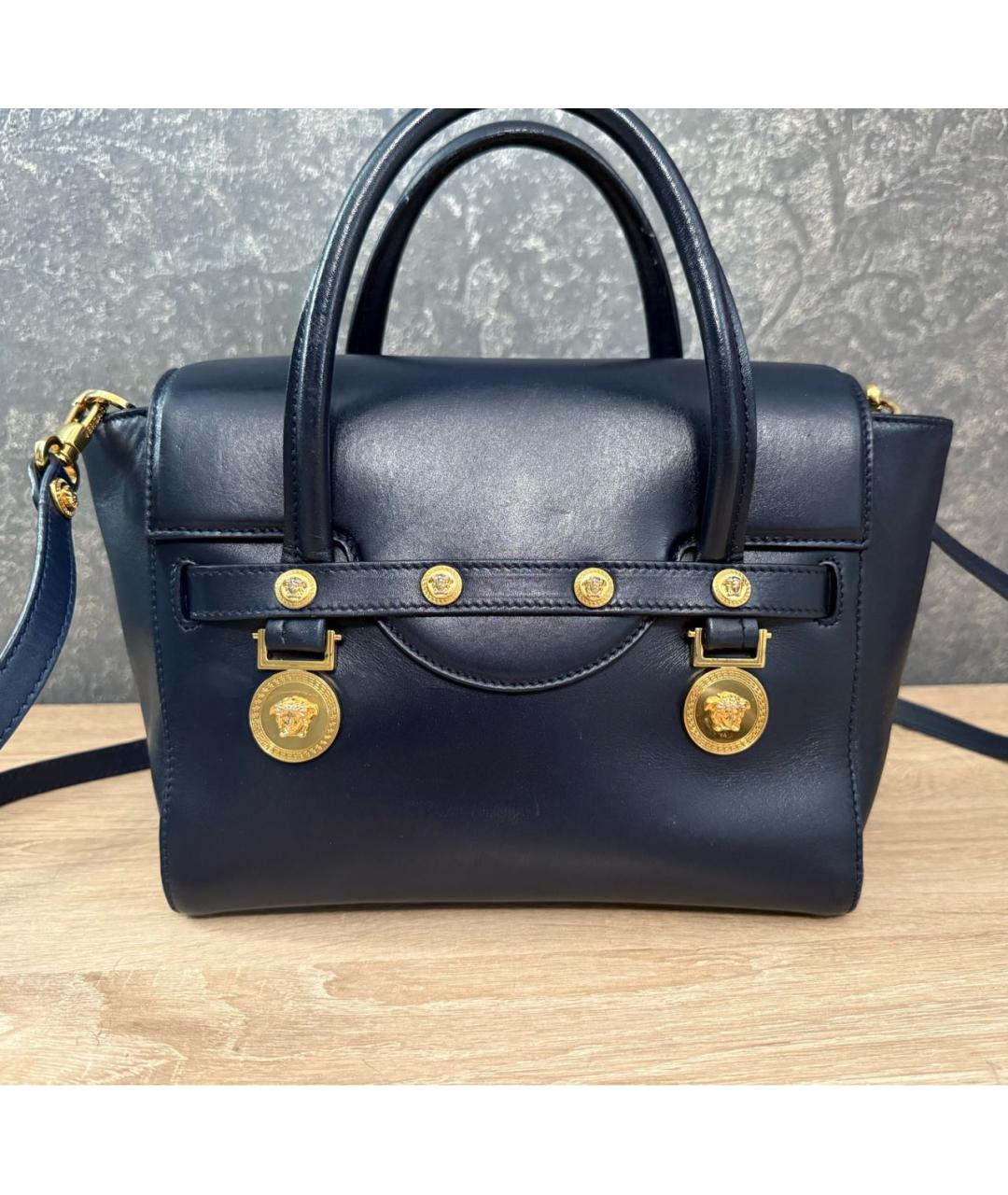 VERSACE Темно-синяя кожаная сумка с короткими ручками, фото 3