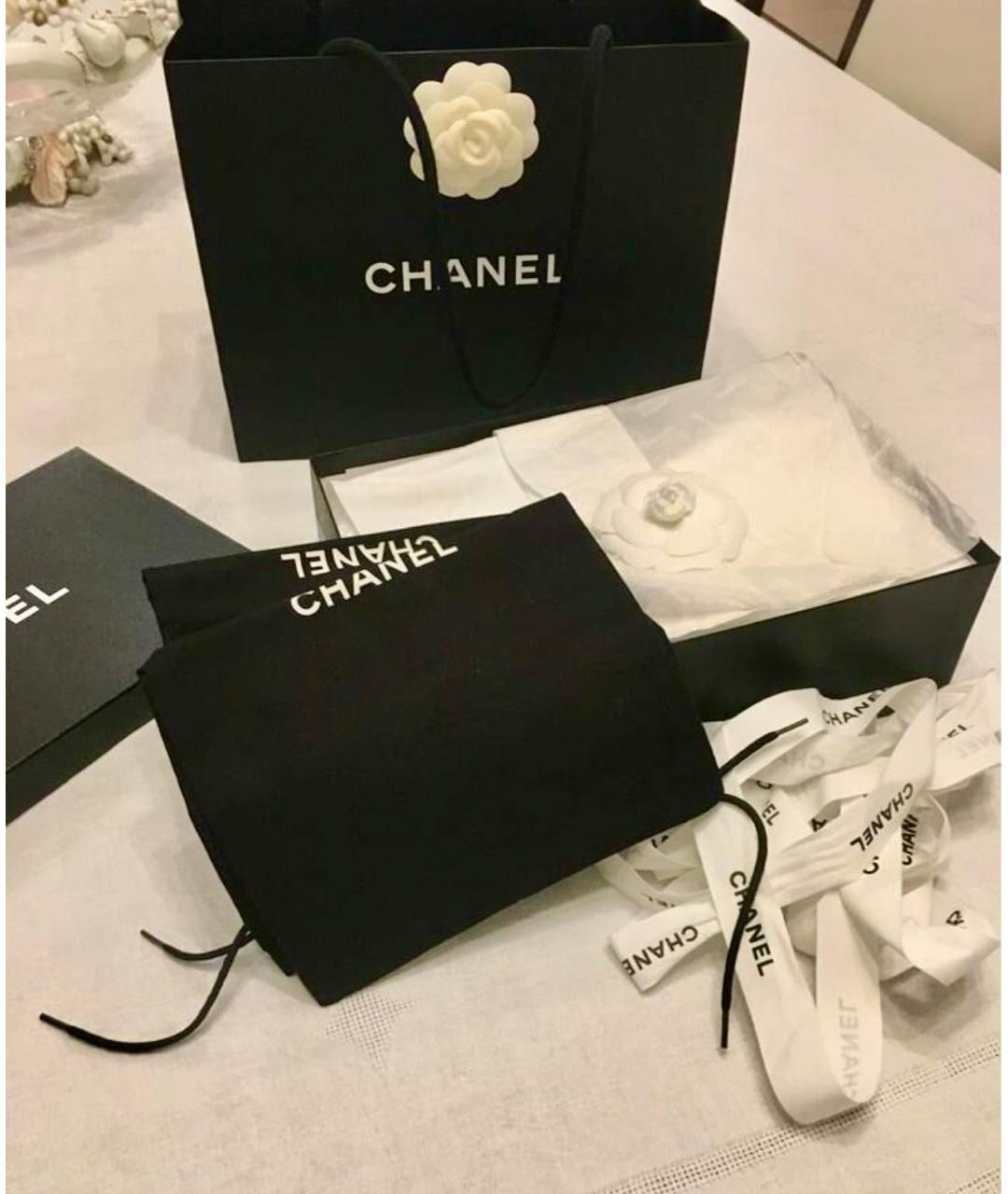 CHANEL Черные туфли из лакированной кожи, фото 4