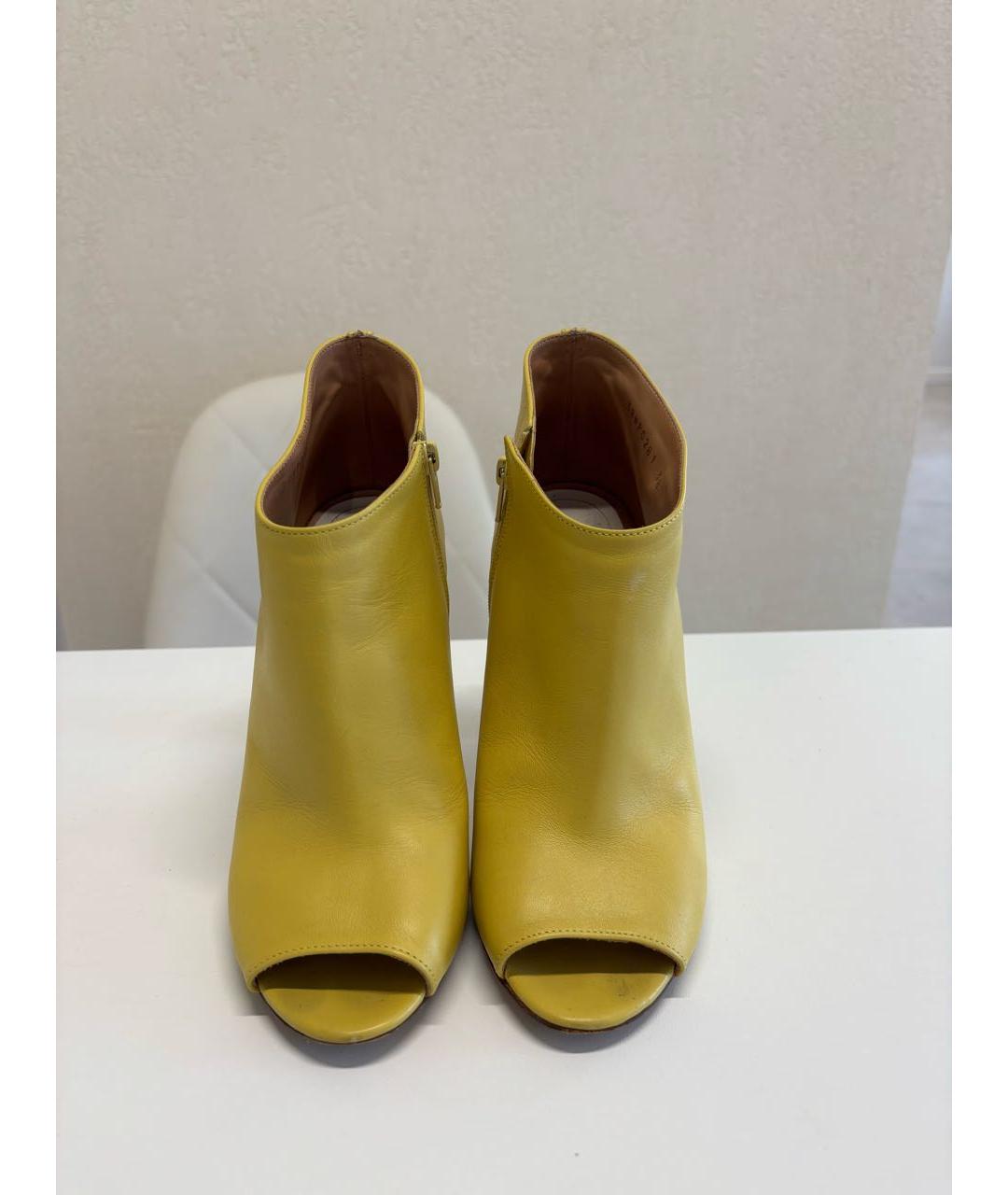 MAISON MARGIELA Горчичные кожаные ботильоны, фото 3
