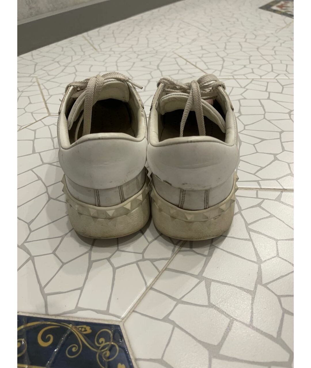 VALENTINO GARAVANI Белые кожаные кроссовки, фото 4