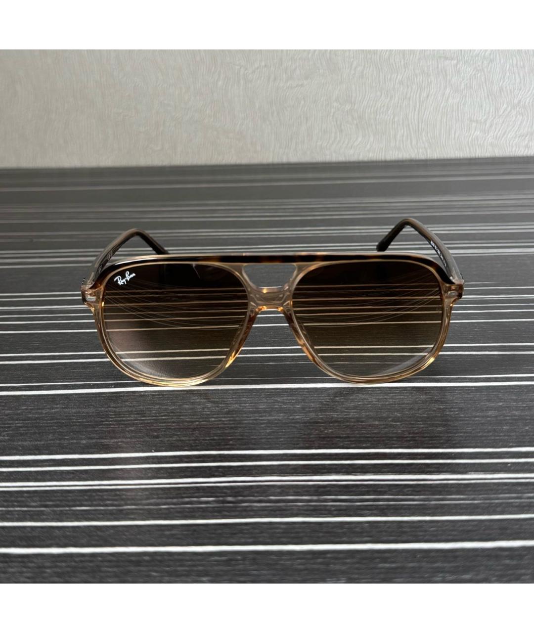 RAY BAN Коричневые пластиковые солнцезащитные очки, фото 6