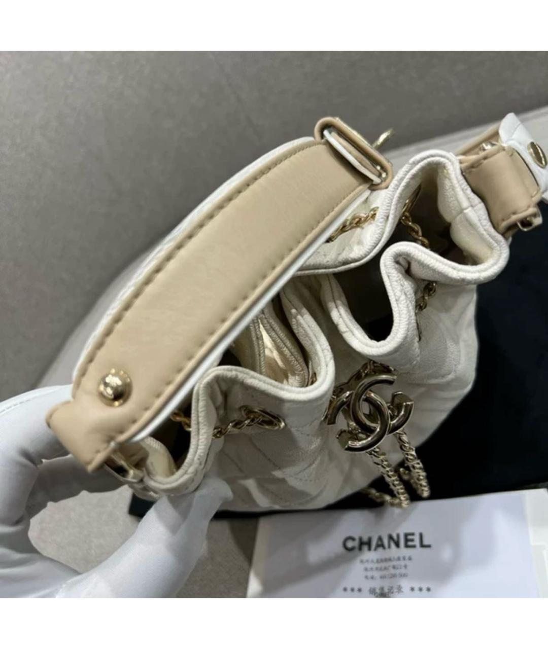 CHANEL Белая кожаная сумка через плечо, фото 5