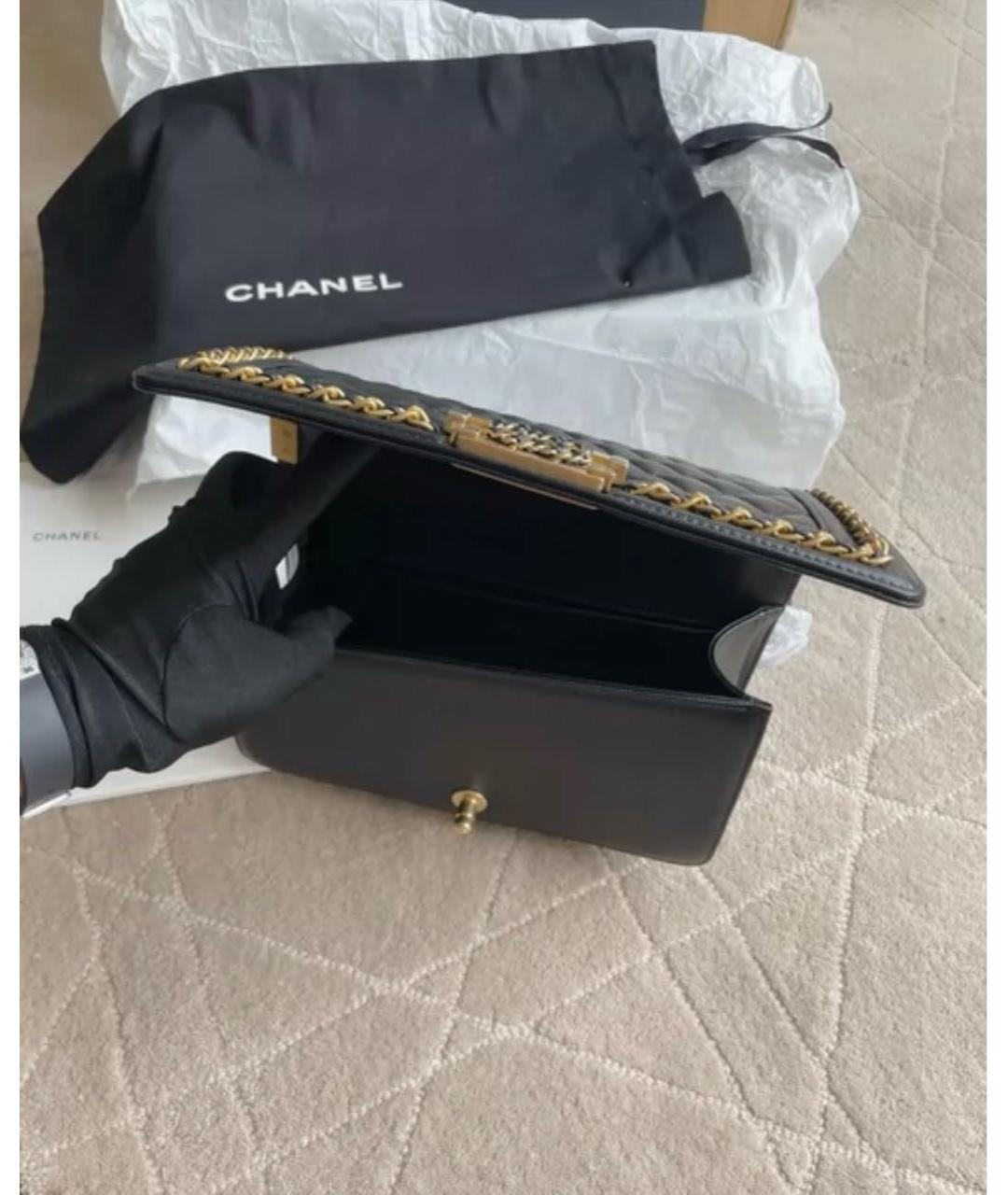 CHANEL Черная кожаная сумка через плечо, фото 3