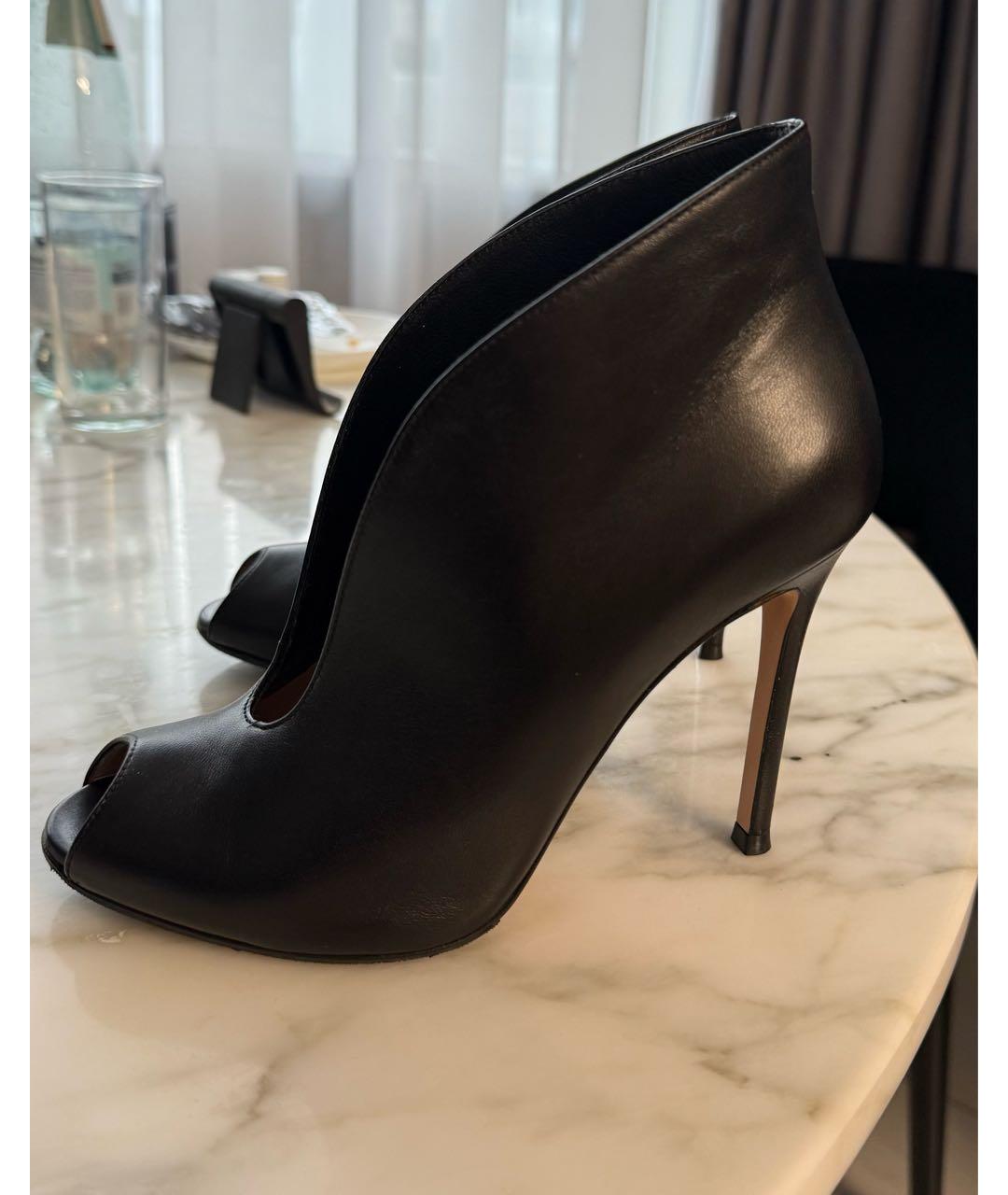 GIANVITO ROSSI Черные кожаные ботильоны, фото 4