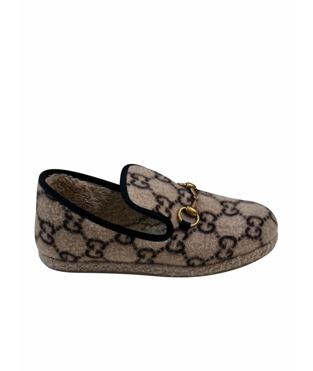 GUCCI Бежевые текстильные лоферы, фото 1