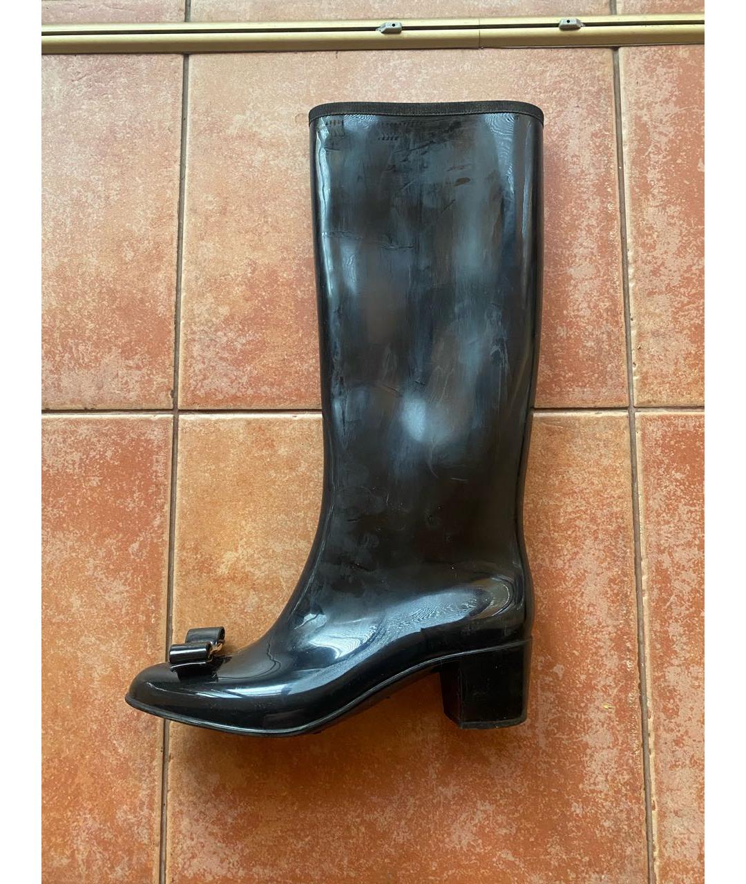 FERRAGAMO Черные резиновые сапоги, фото 5