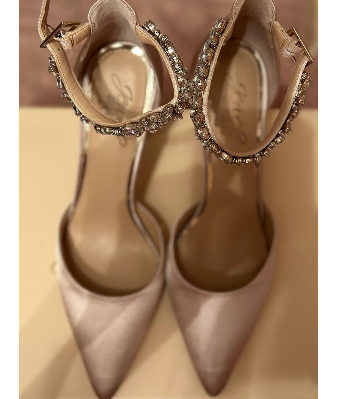 BADGLEY MISCHKA Бежевые текстильные свадебные туфли на среднем каблуке, фото 2