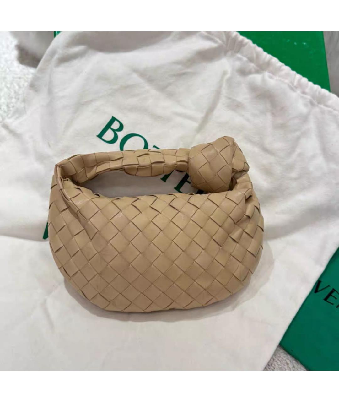 BOTTEGA VENETA Бежевая кожаная сумка с короткими ручками, фото 8