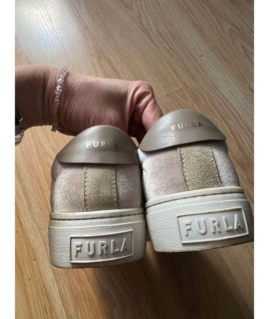 FURLA Бежевые кожаные кеды, фото 3