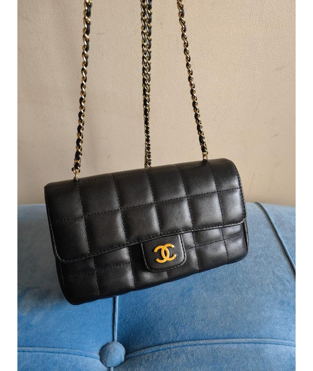 CHANEL Черная кожаная сумка через плечо, фото 2