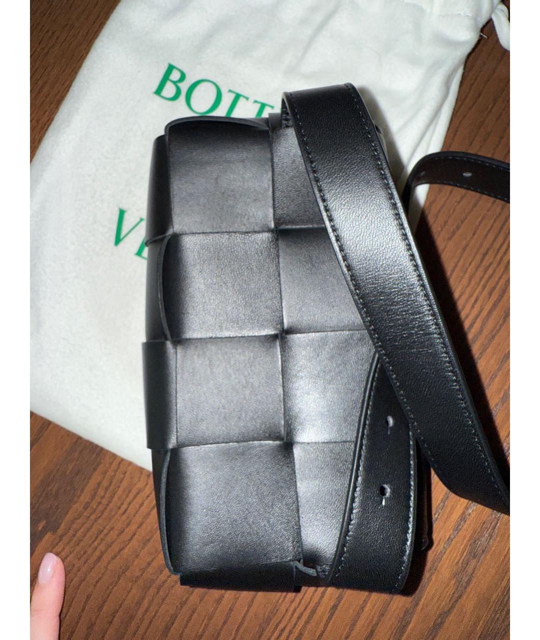 BOTTEGA VENETA Черная кожаная поясная сумка, фото 6