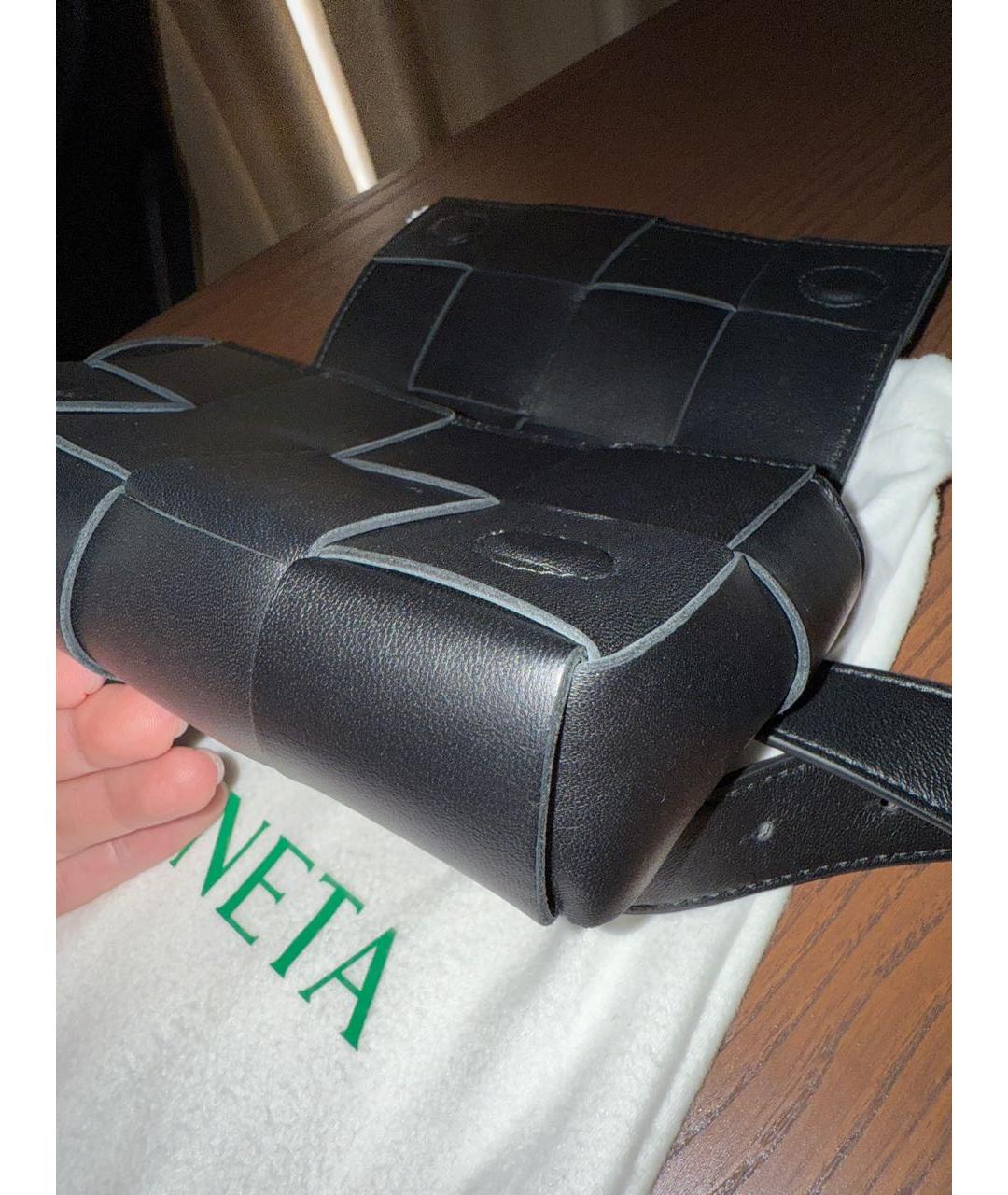 BOTTEGA VENETA Черная кожаная поясная сумка, фото 3