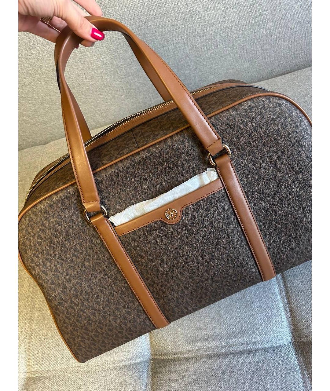 MICHAEL MICHAEL KORS Коричневая дорожная/спортивная сумка, фото 5