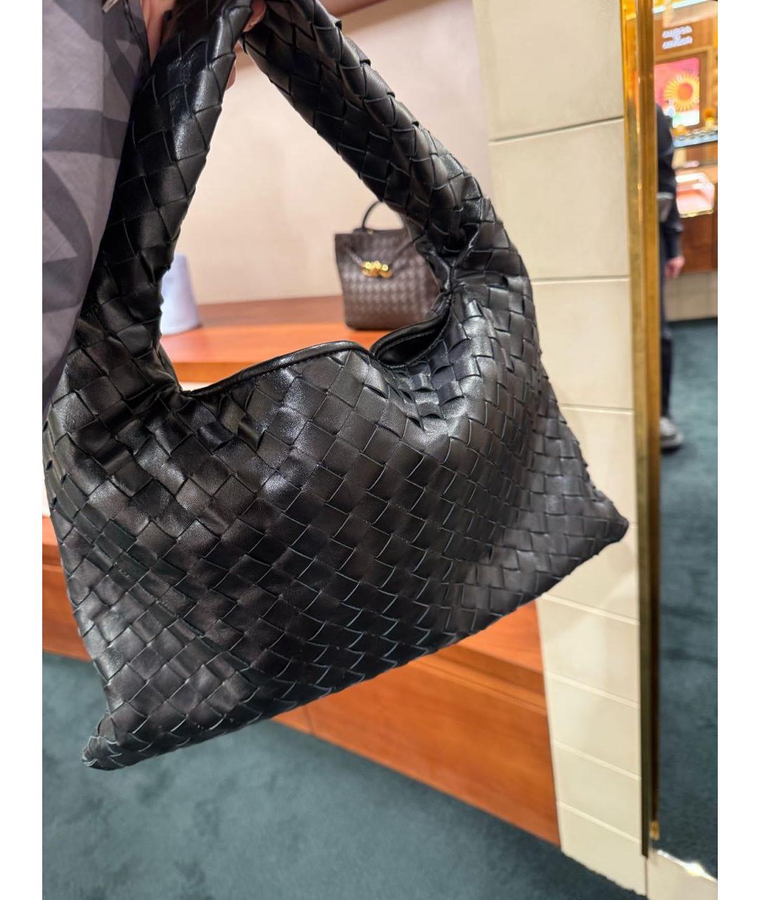 BOTTEGA VENETA Черная кожаная сумка с короткими ручками, фото 3
