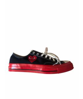 COMME DES GARÇONS PLAY Низкие кроссовки / кеды