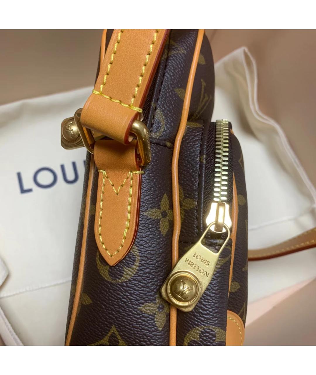 LOUIS VUITTON Коричневая сумка на плечо, фото 7
