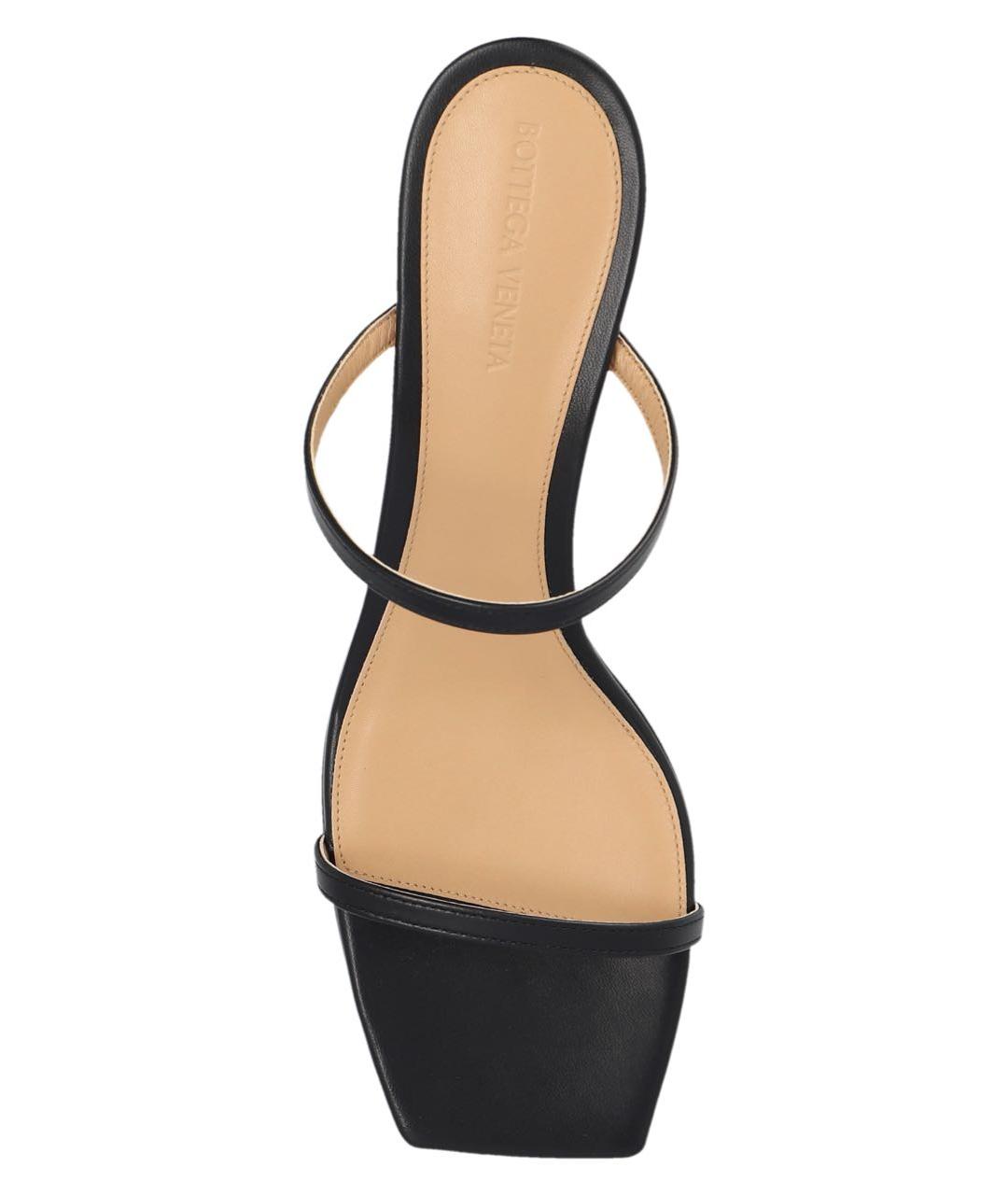 BOTTEGA VENETA Черные кожаные босоножки, фото 5