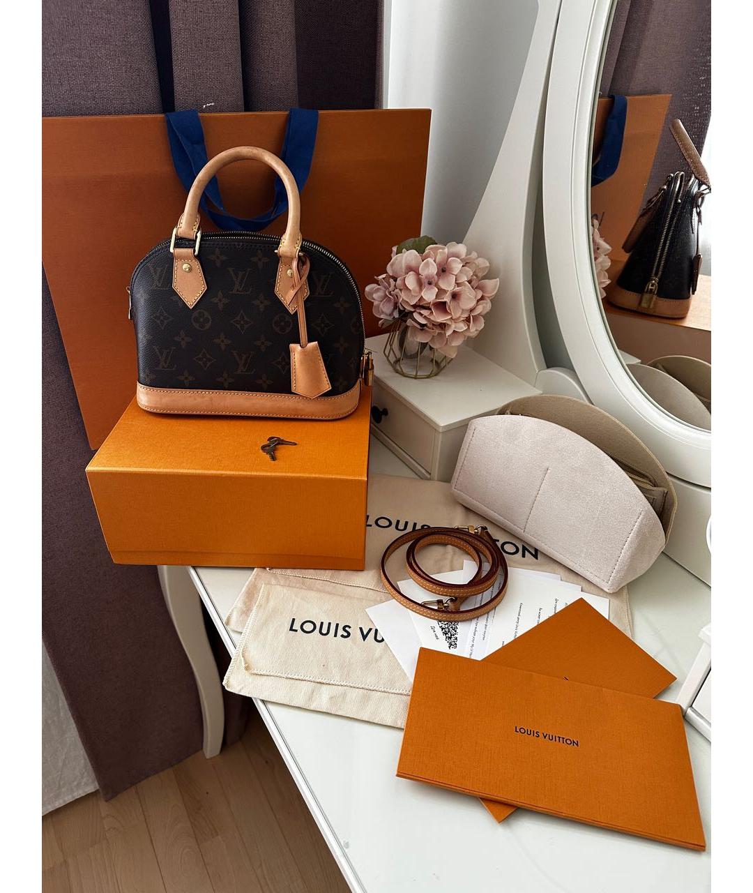 LOUIS VUITTON Коричневая сумка с короткими ручками, фото 2
