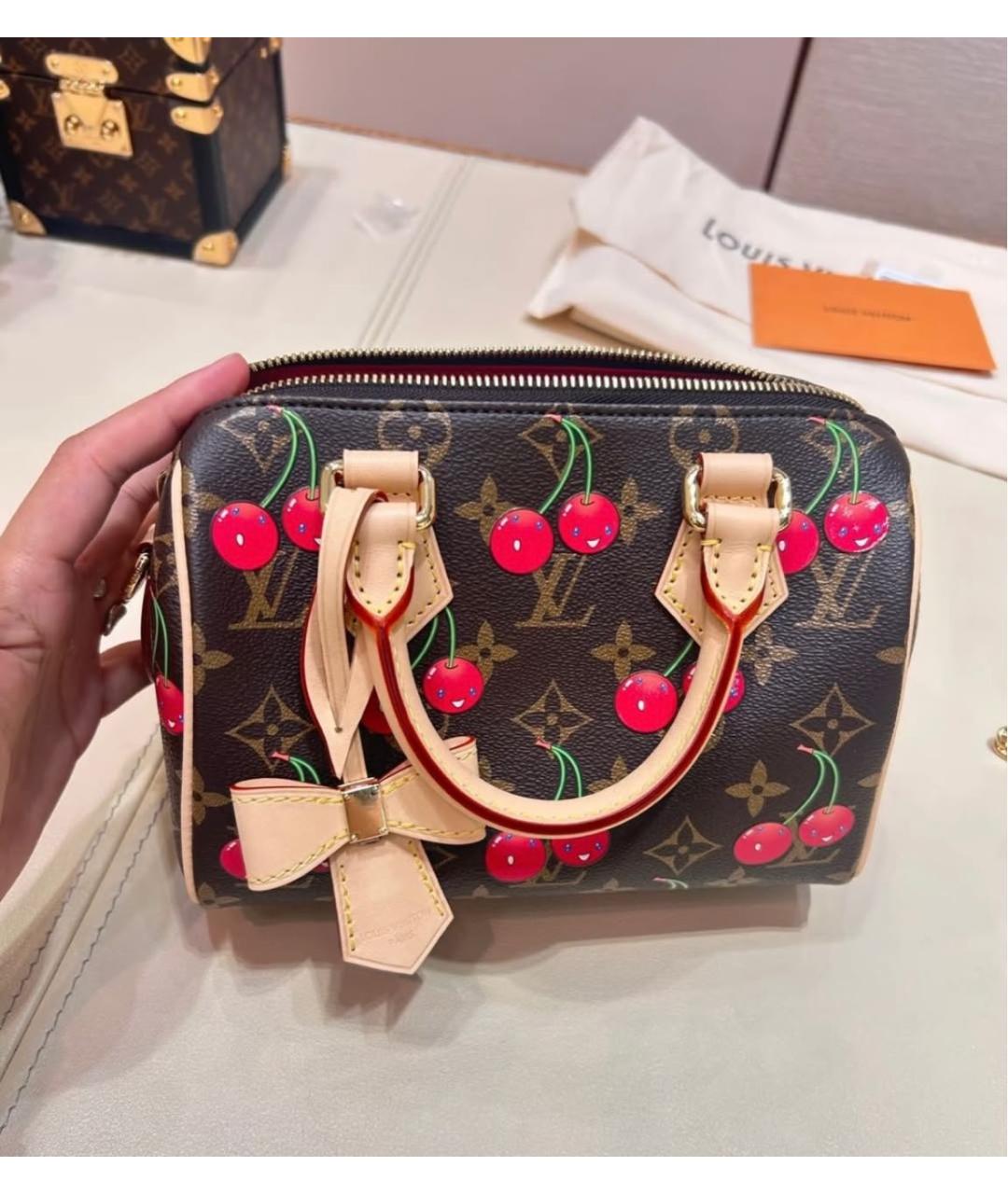 LOUIS VUITTON Коричневая сумка с короткими ручками, фото 5