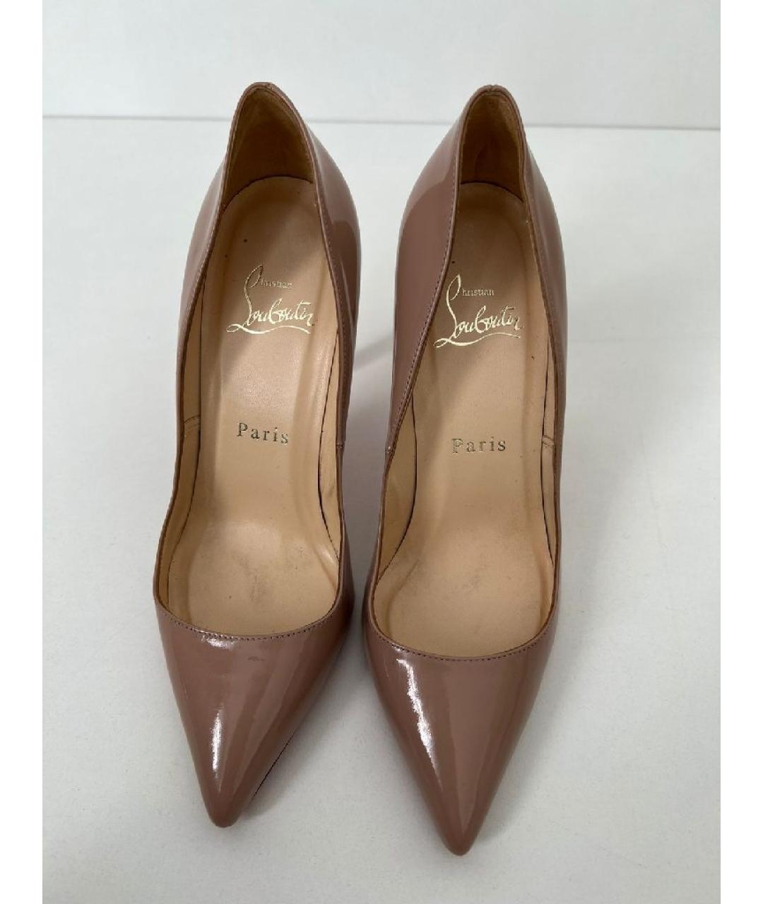 CHRISTIAN LOUBOUTIN Бежевые туфли из лакированной кожи, фото 2