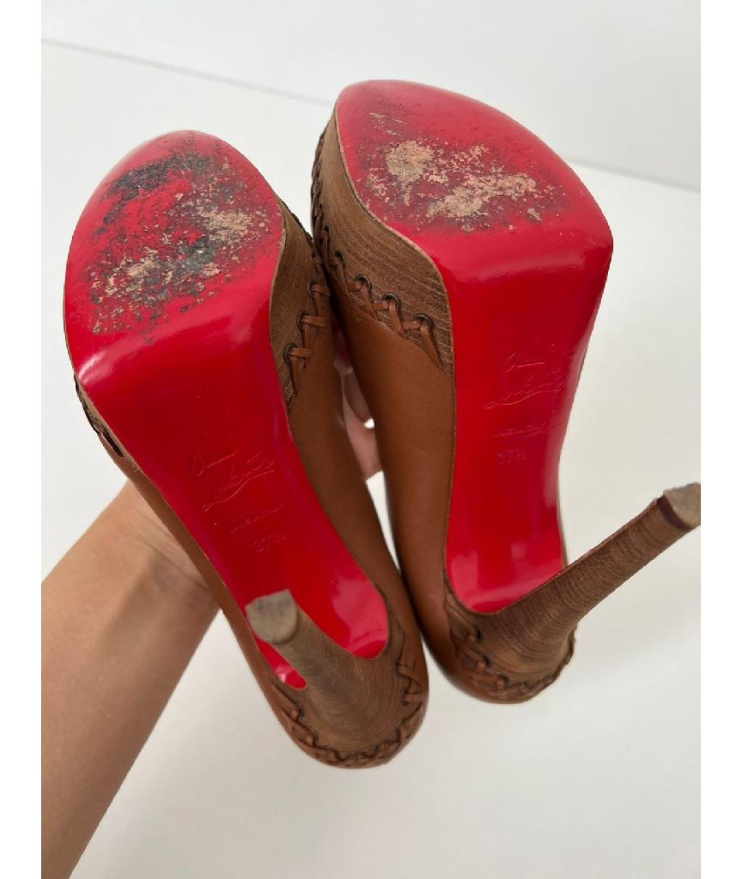 CHRISTIAN LOUBOUTIN Коричневые кожаные туфли, фото 6