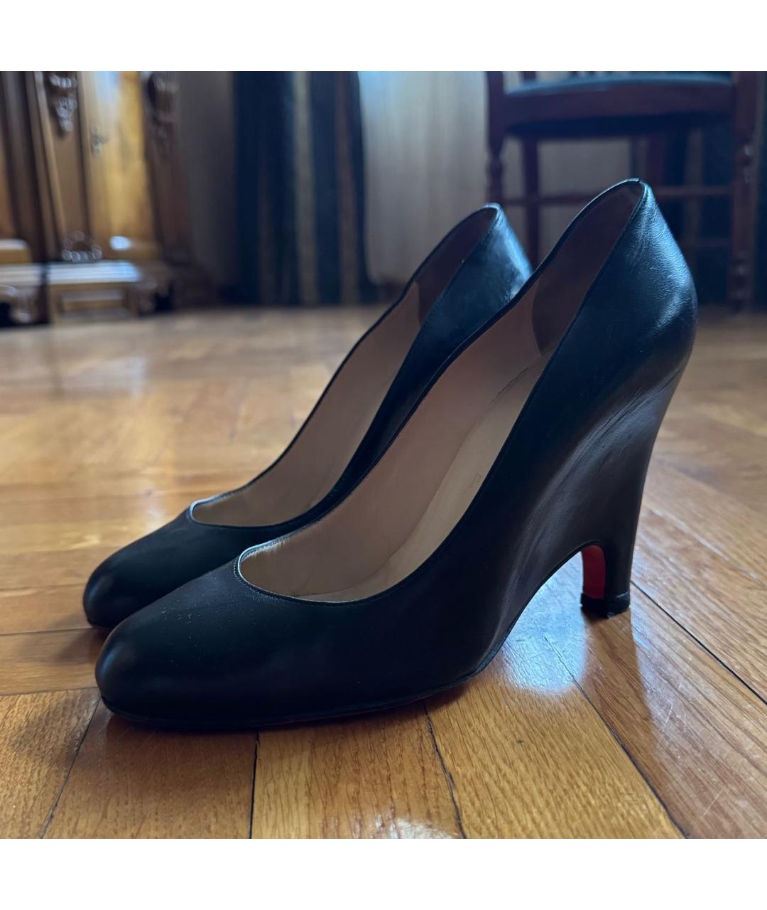 CHRISTIAN LOUBOUTIN Черные кожаные туфли, фото 2