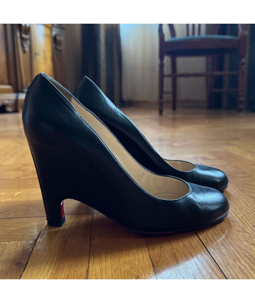 CHRISTIAN LOUBOUTIN Черные кожаные туфли, фото 5
