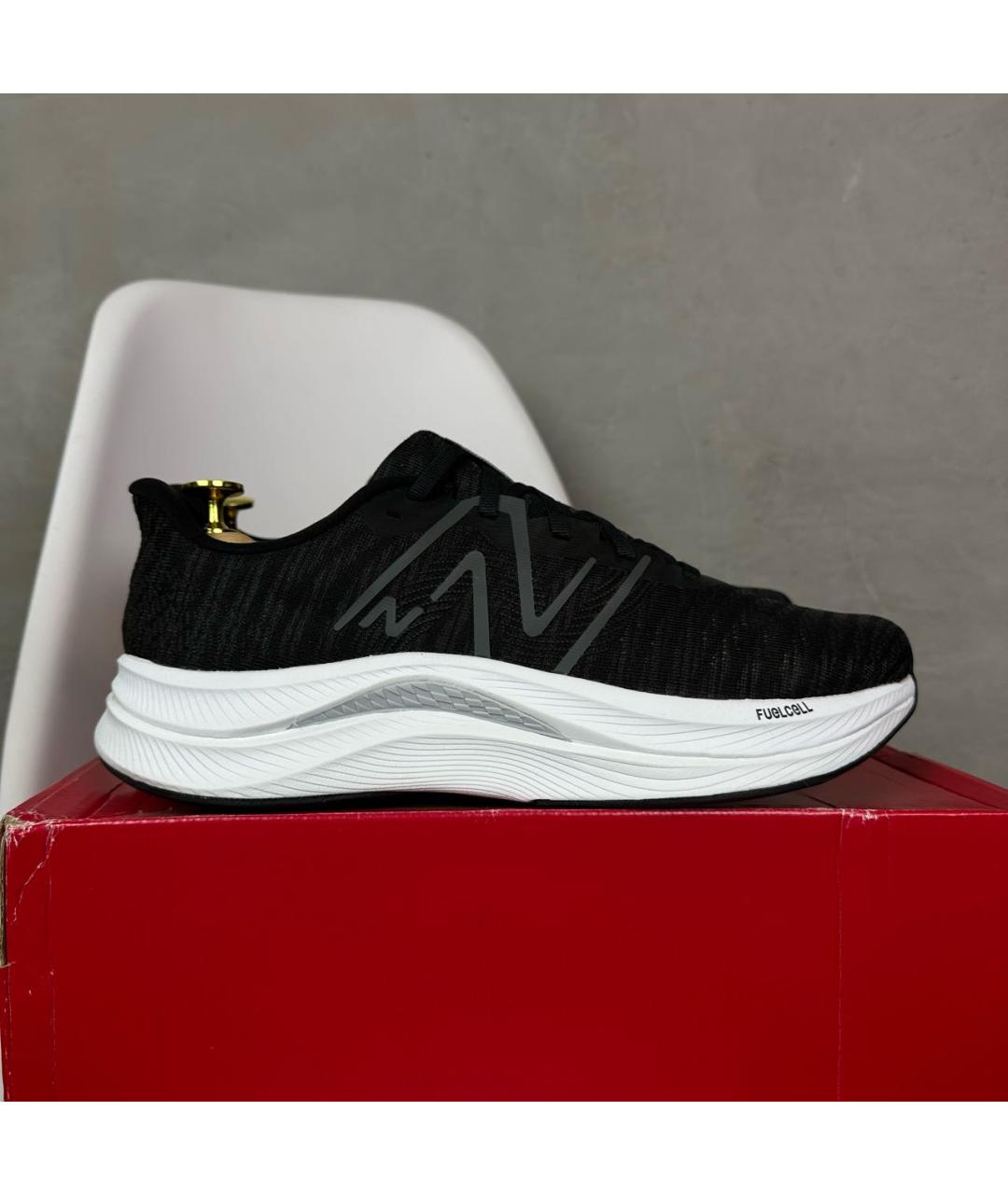 NEW BALANCE Черные синтетические низкие кроссовки / кеды, фото 3