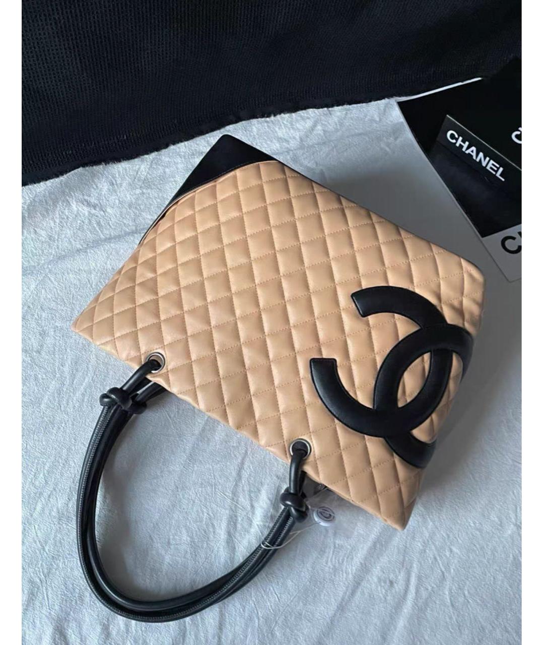 CHANEL Бежевая кожаная сумка тоут, фото 2