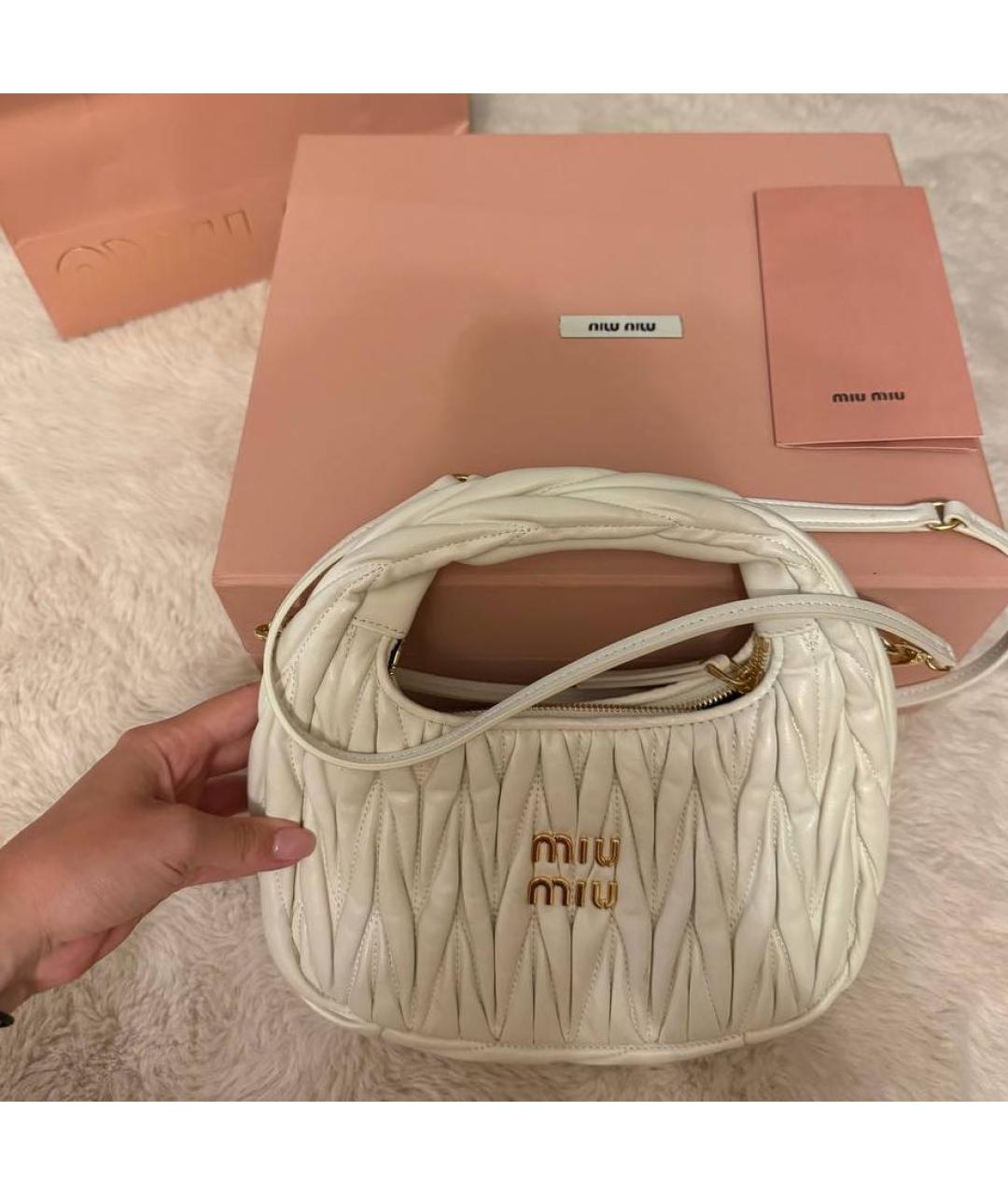MIU MIU Белая кожаная сумка через плечо, фото 4