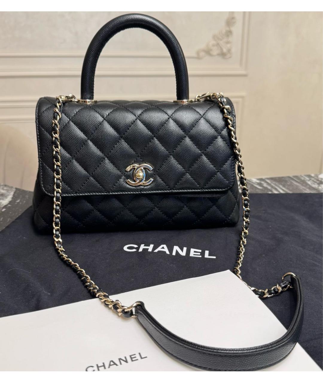 CHANEL Черная кожаная сумка с короткими ручками, фото 7