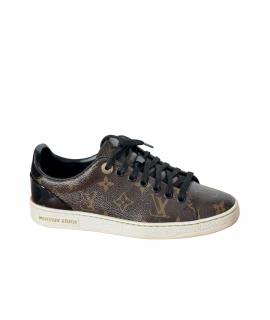 LOUIS VUITTON Кеды