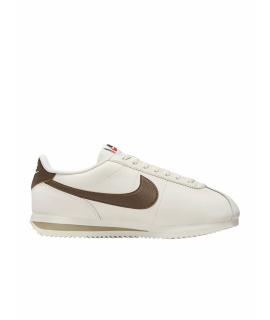 NIKE Кроссовки