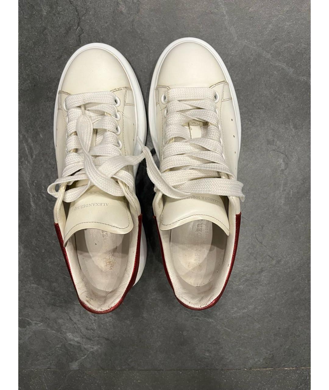 ALEXANDER MCQUEEN Белые кожаные кеды, фото 3