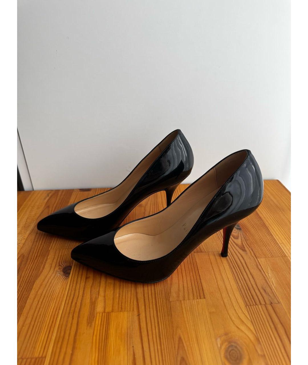 CHRISTIAN LOUBOUTIN Черные туфли из лакированной кожи, фото 4