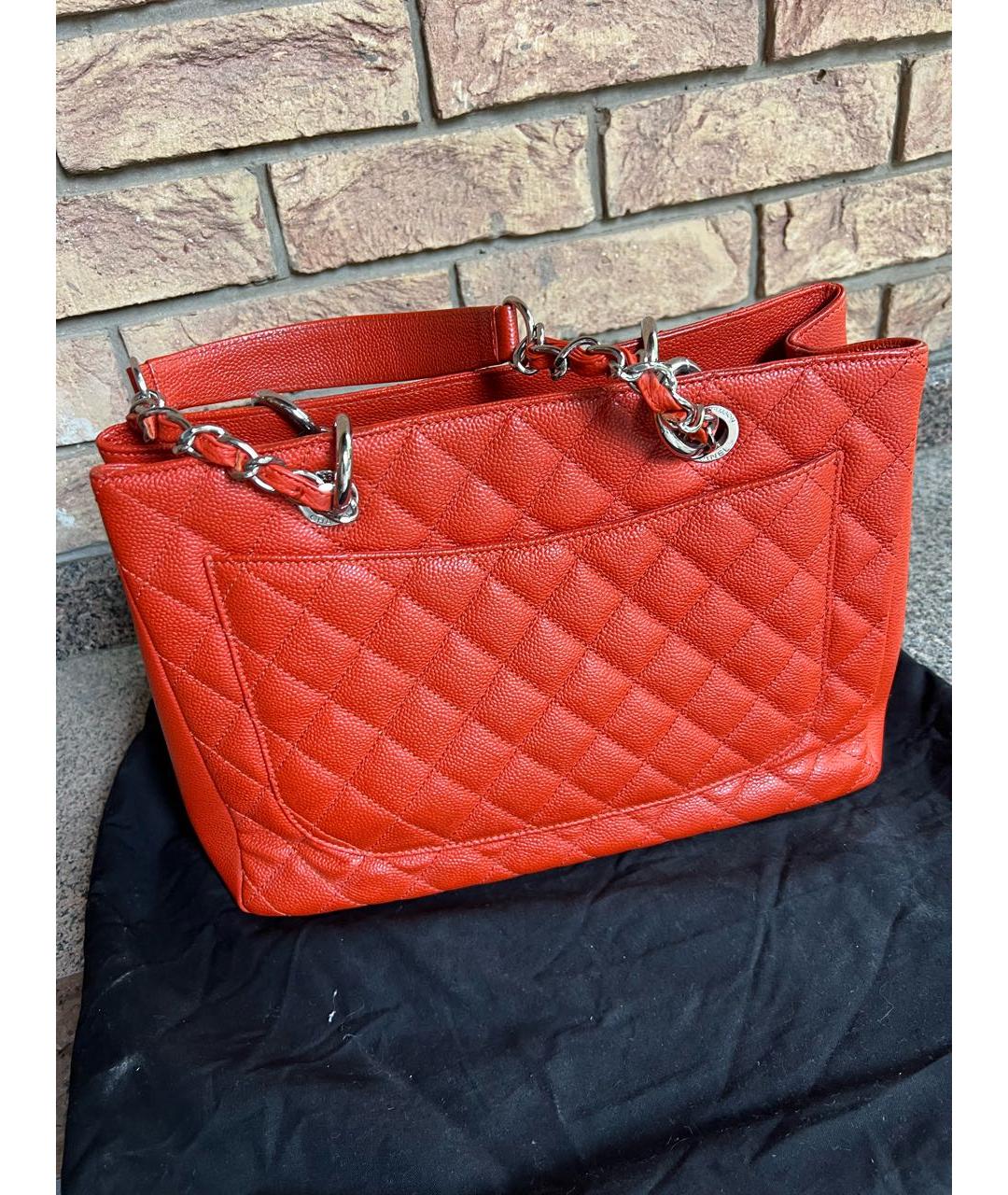 CHANEL Оранжевая кожаная сумка тоут, фото 3