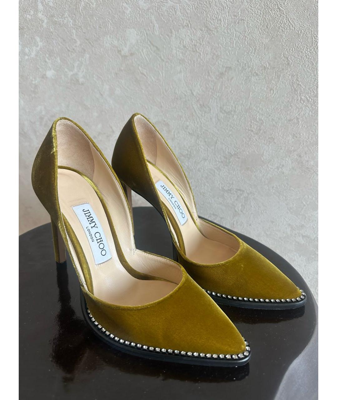 JIMMY CHOO Горчичные бархатные туфли, фото 2