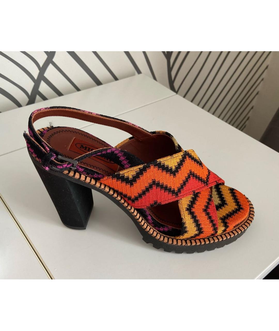 MISSONI Оранжевое кожаные босоножки, фото 6
