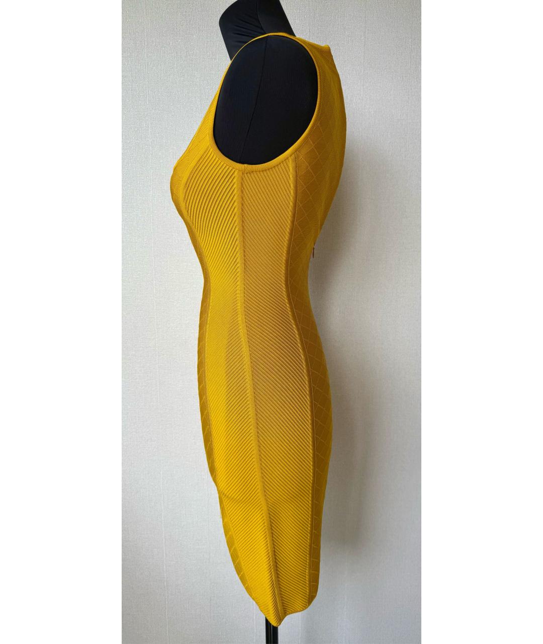 HERVE LEGER Желтое вискозное коктейльное платье, фото 4