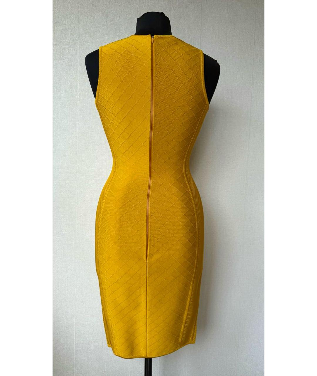 HERVE LEGER Желтое вискозное коктейльное платье, фото 2