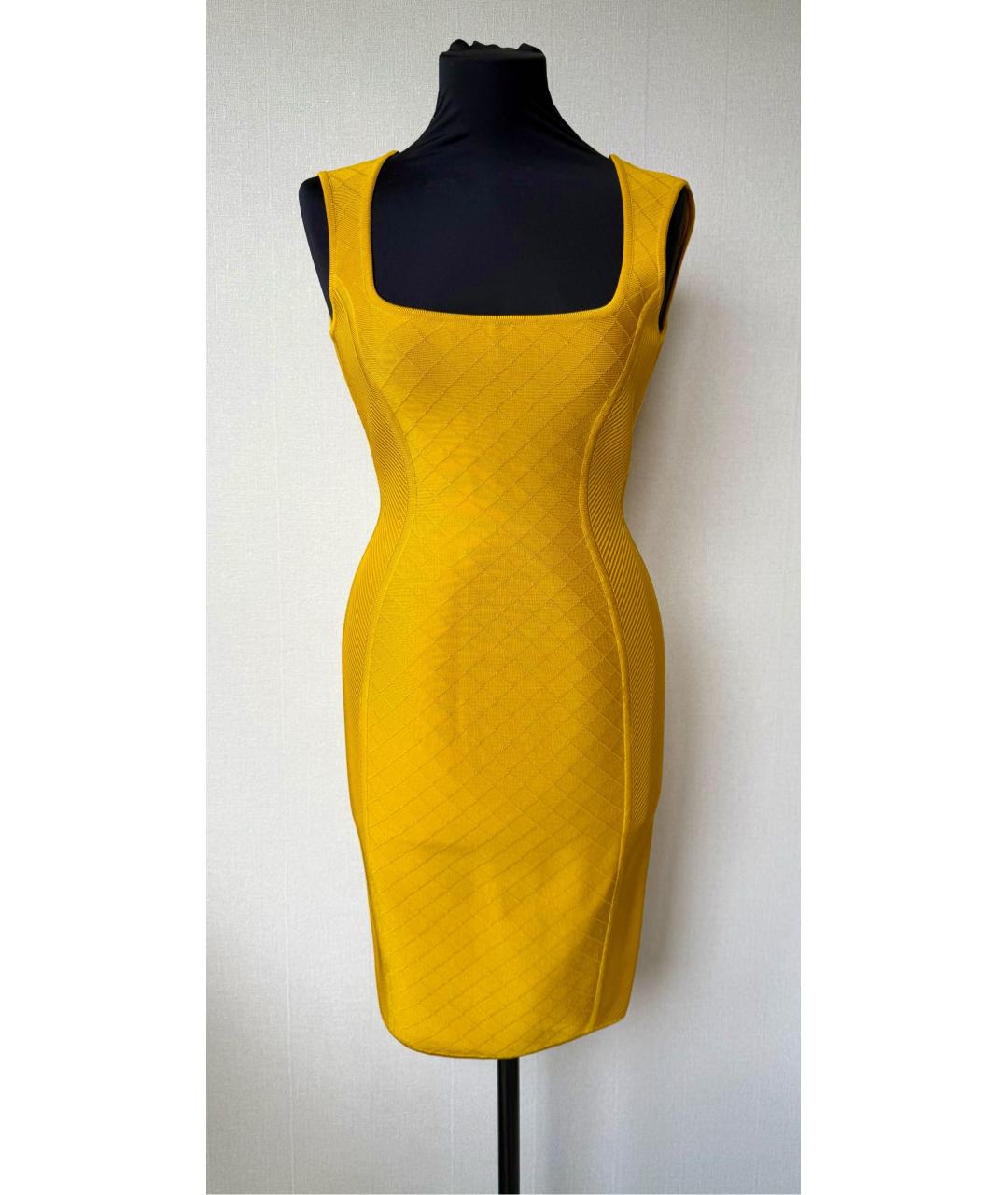 HERVE LEGER Желтое вискозное коктейльное платье, фото 8