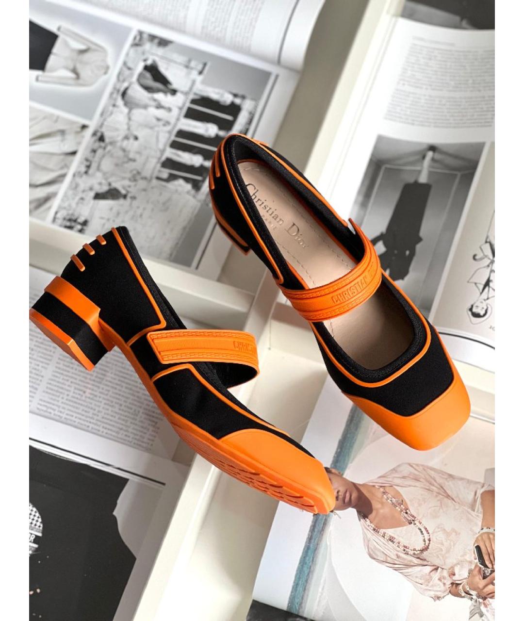 CHRISTIAN DIOR Оранжевое лодочки на низком каблуке, фото 9