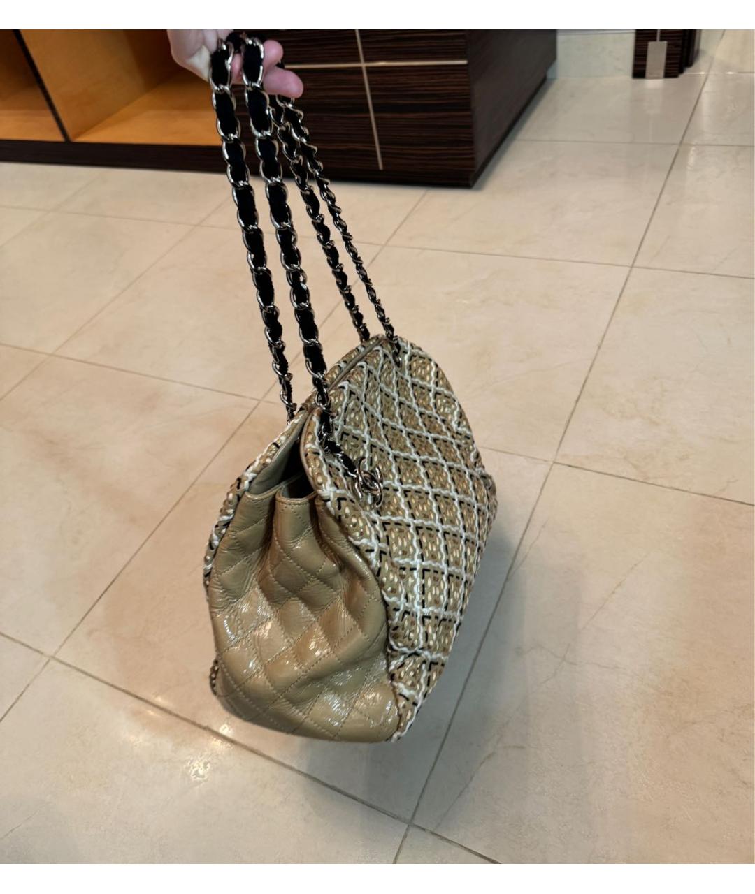 CHANEL Бежевая кожаная сумка через плечо, фото 7