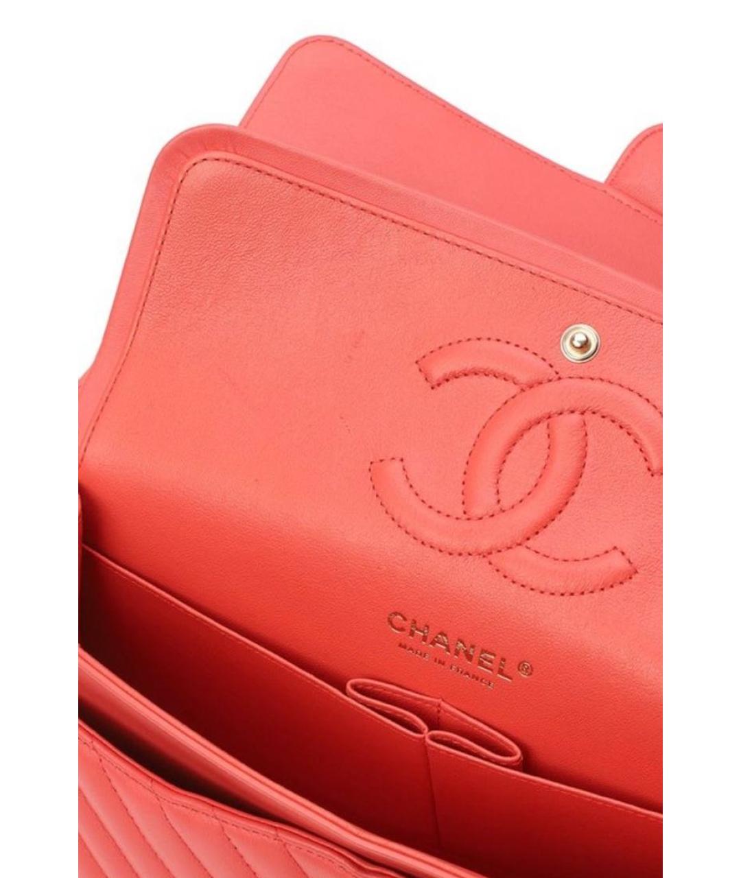 CHANEL Коралловая кожаная сумка через плечо, фото 3