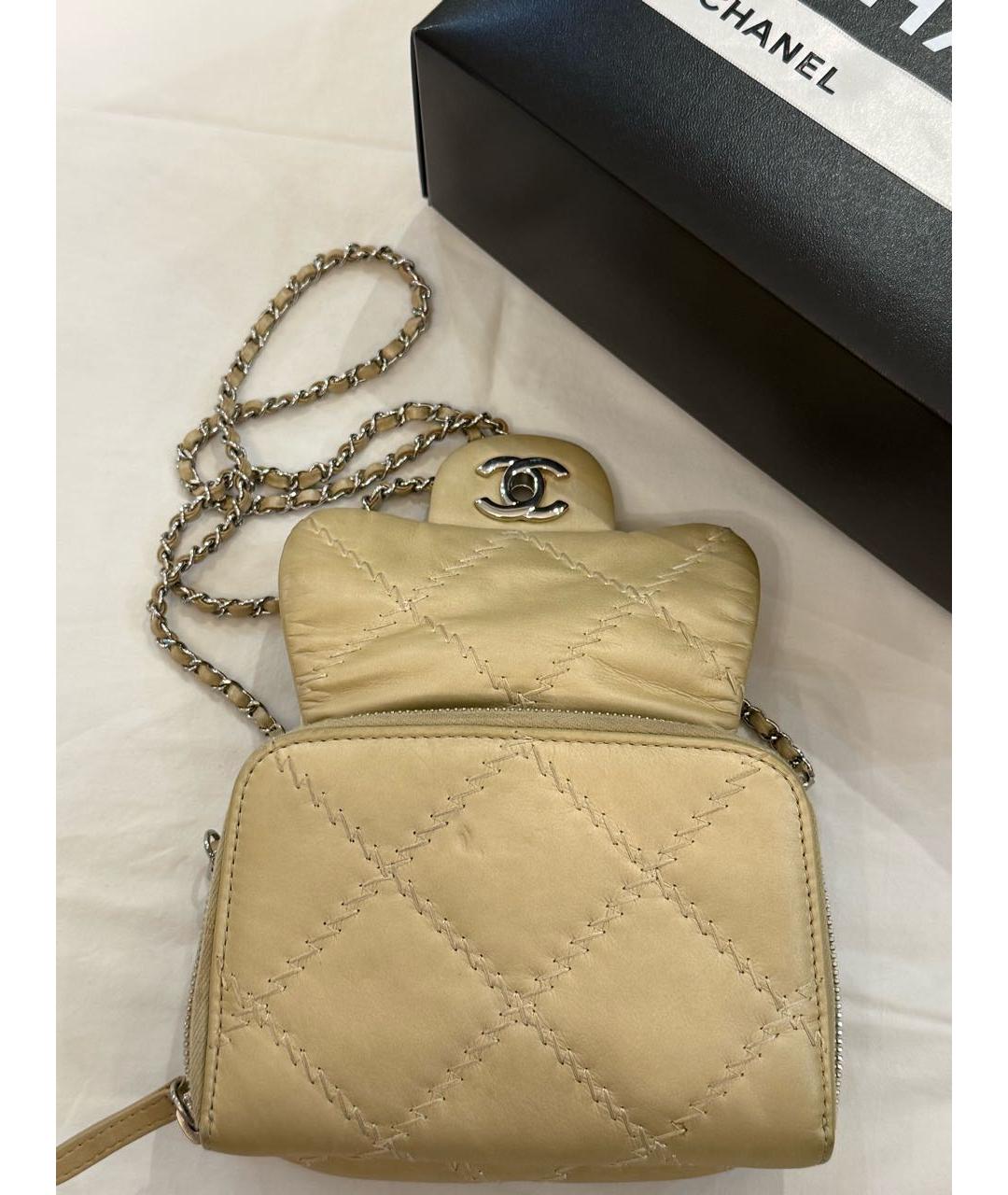 CHANEL Бежевый кожаный кошелек, фото 3