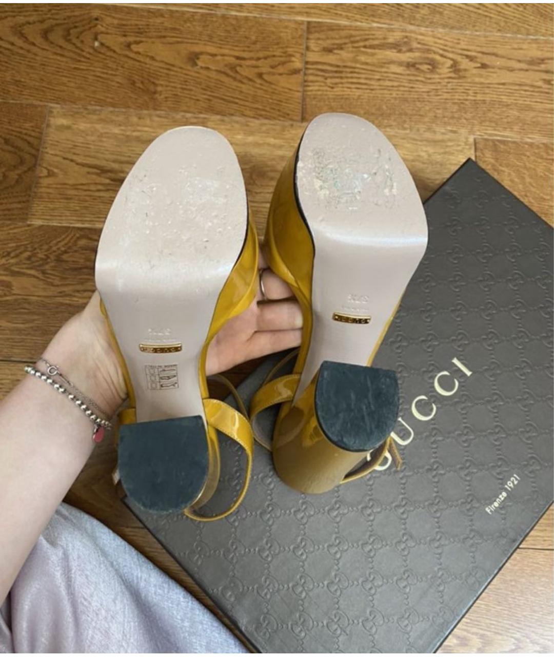 GUCCI Горчичные босоножки из лакированной кожи, фото 4